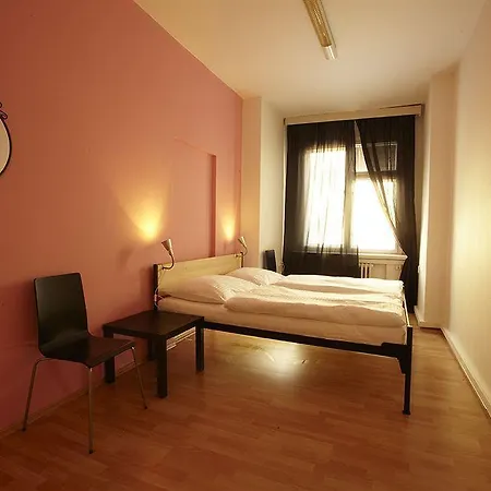 Hostel Ahoy! Newtown Prague